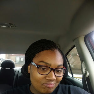 Meet your Posher, Holly